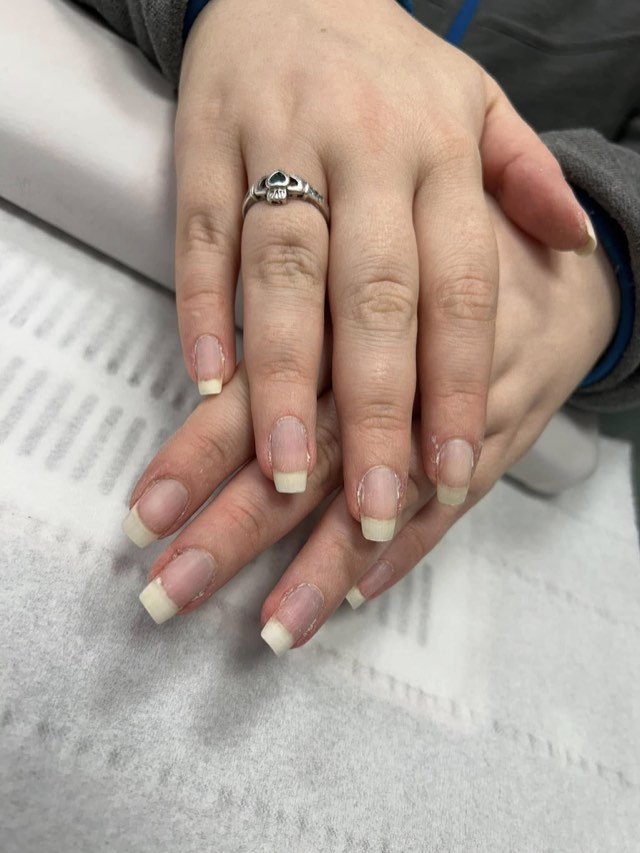 Natural nails with a soft French tip