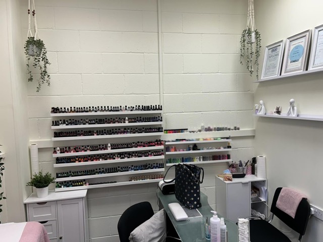 Val's nail station